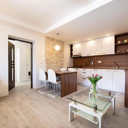 Apartman Mandala Banská Bystrica Exteriör bild