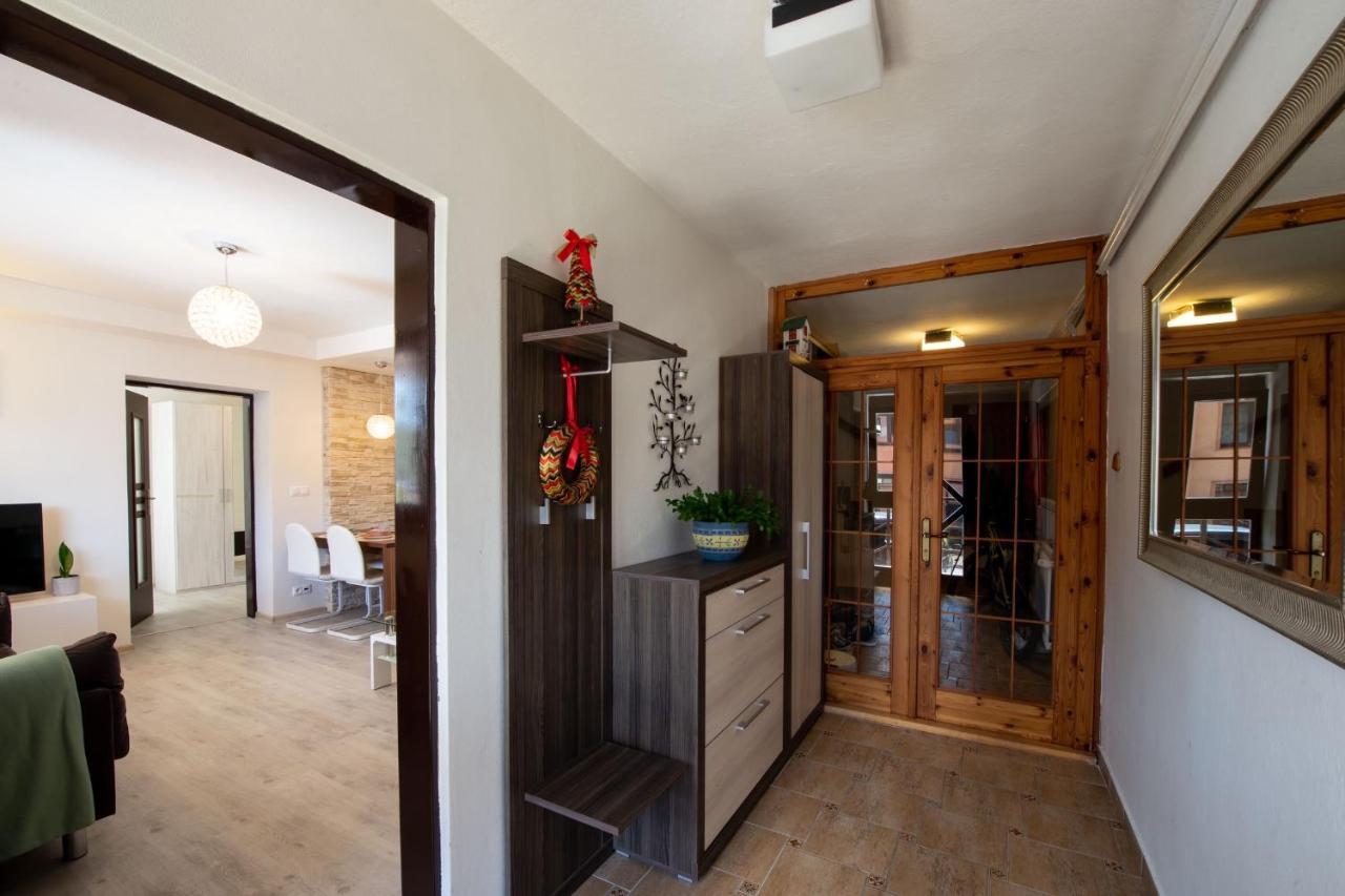 Apartman Mandala Banská Bystrica Exteriör bild