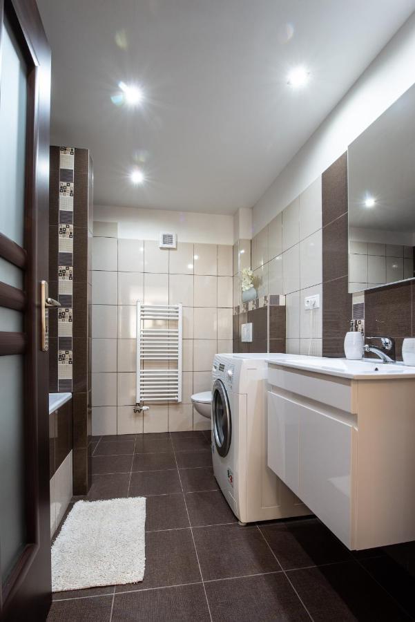 Apartman Mandala Banská Bystrica Exteriör bild