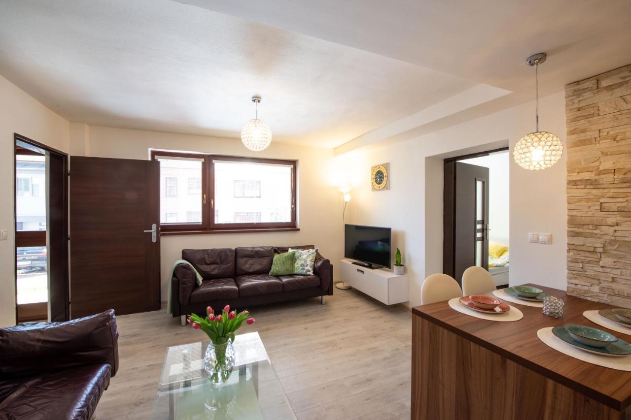Apartman Mandala Banská Bystrica Exteriör bild